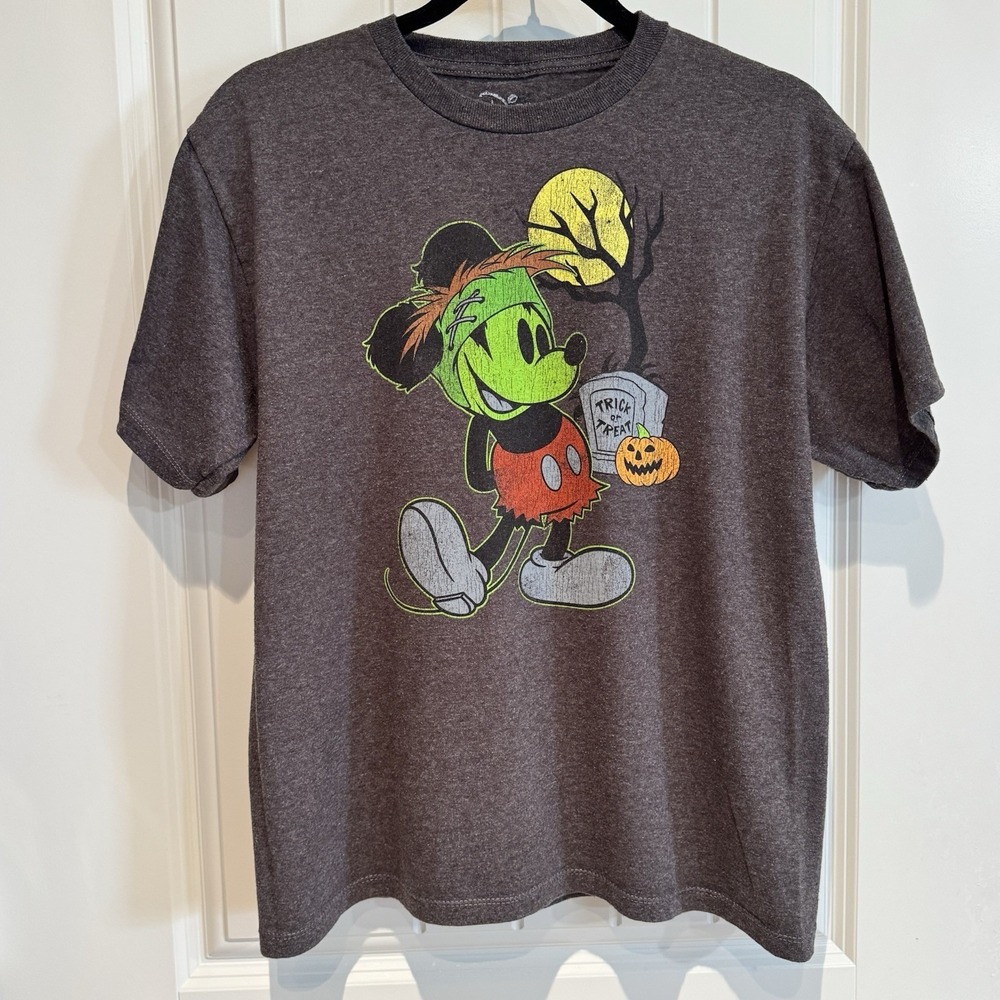Disney Mickey Mouse‎ Halloween Trick or Treat Shirt Youth XL Gray Graphic Tee
